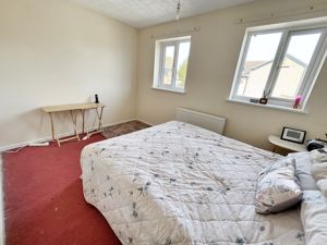 Bedroom- click for photo gallery